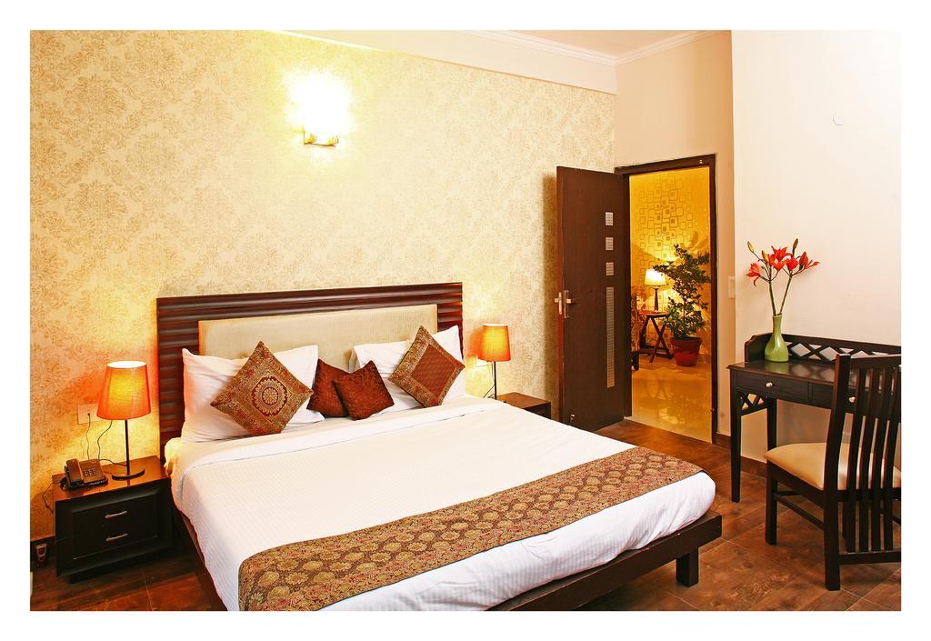 Evergreen 2Bhk Service Apartment Vasant Kunj Fortis Ilbs Nova Deli Exterior foto